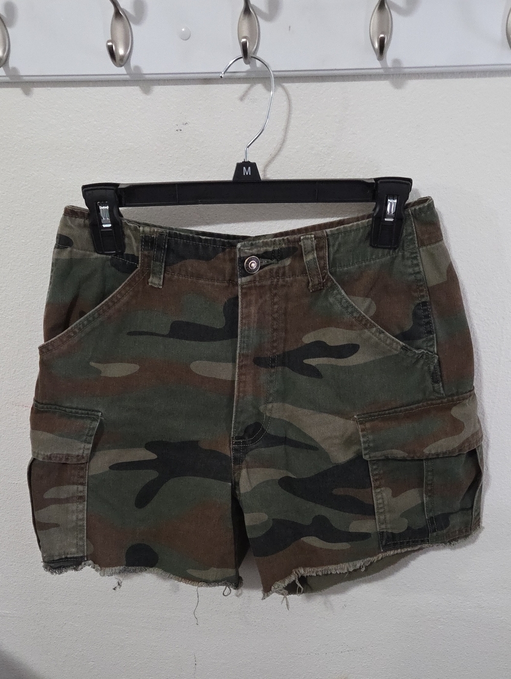 Forever 21 Camo Cargo Shorts in Olive & Brown